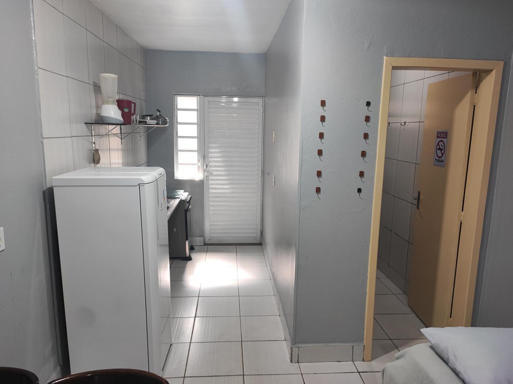 Estudios Individual Na Meia Praia Ar, Wifi, Vaga, Cozinha, Tv Smart - 6 X No Cartao Sem Juros Itapema Eksteriør bilde
